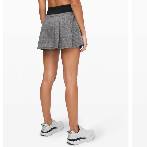 lululemon athletica Gray and Black Skirt - Picture 3 of 12